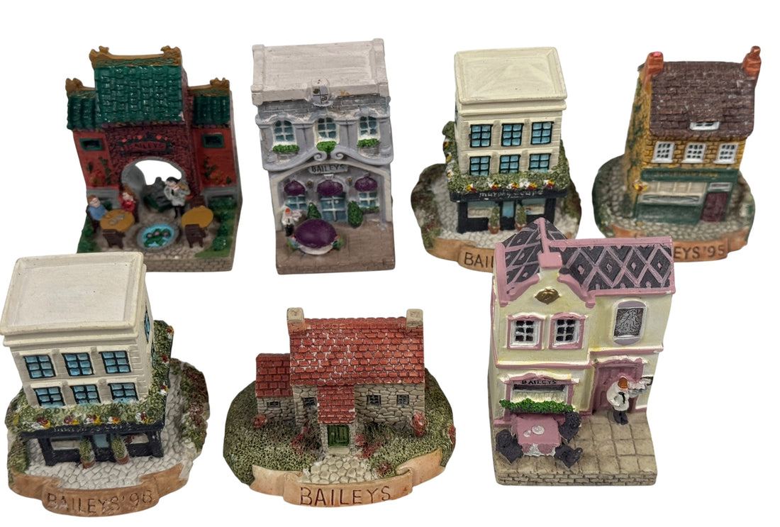 Maisons de village miniatures vintage Bailey's – Ensemble complet de 12 cottages en résine de collection (1995-1997)