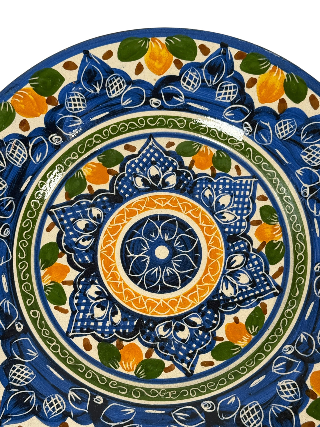 Assiette de présentation Feliciano Agostinho peinte à la main – Viana do Alentejo Portugal – Terre cuite signée