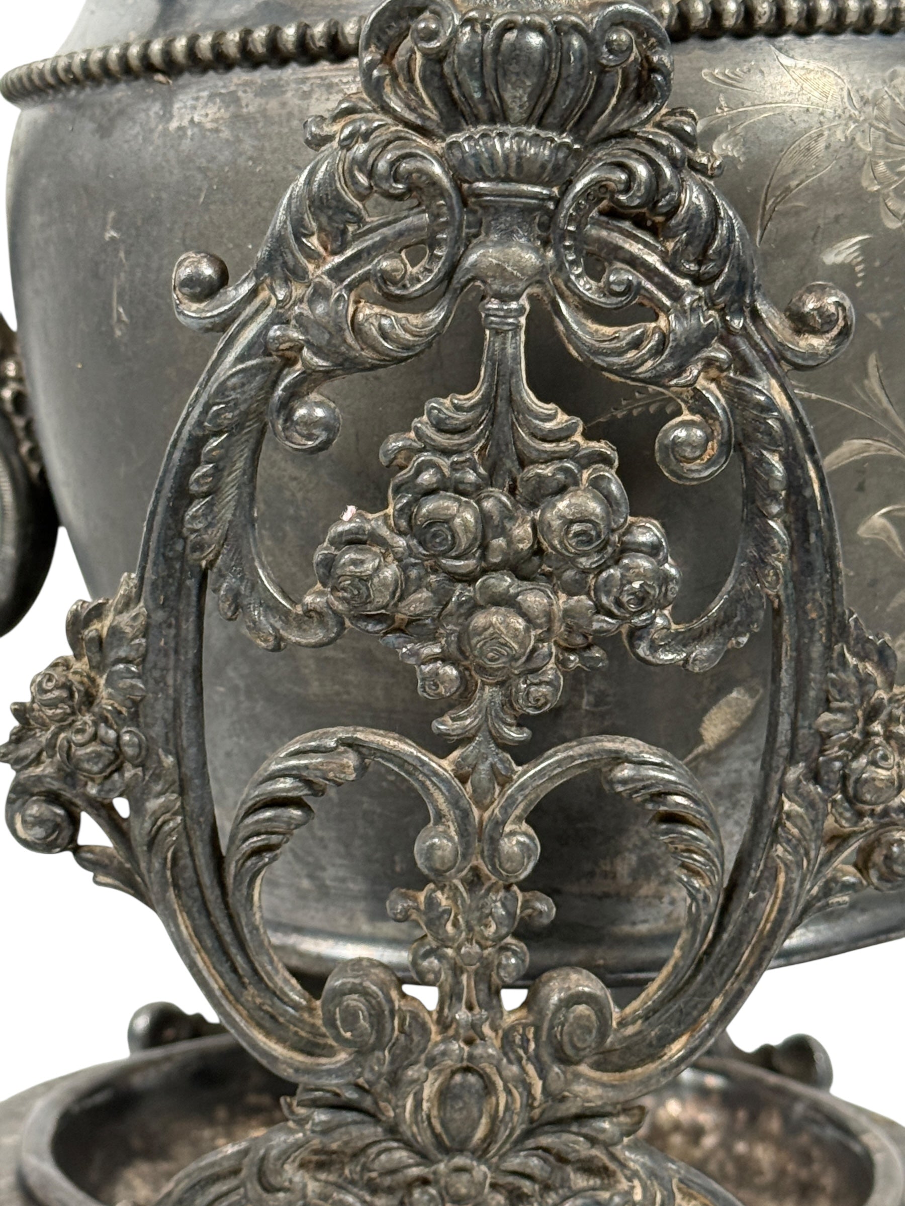 Bouilloire inclinable victorienne en métal argenté sur pied – Gravure florale, Toronto, Canada