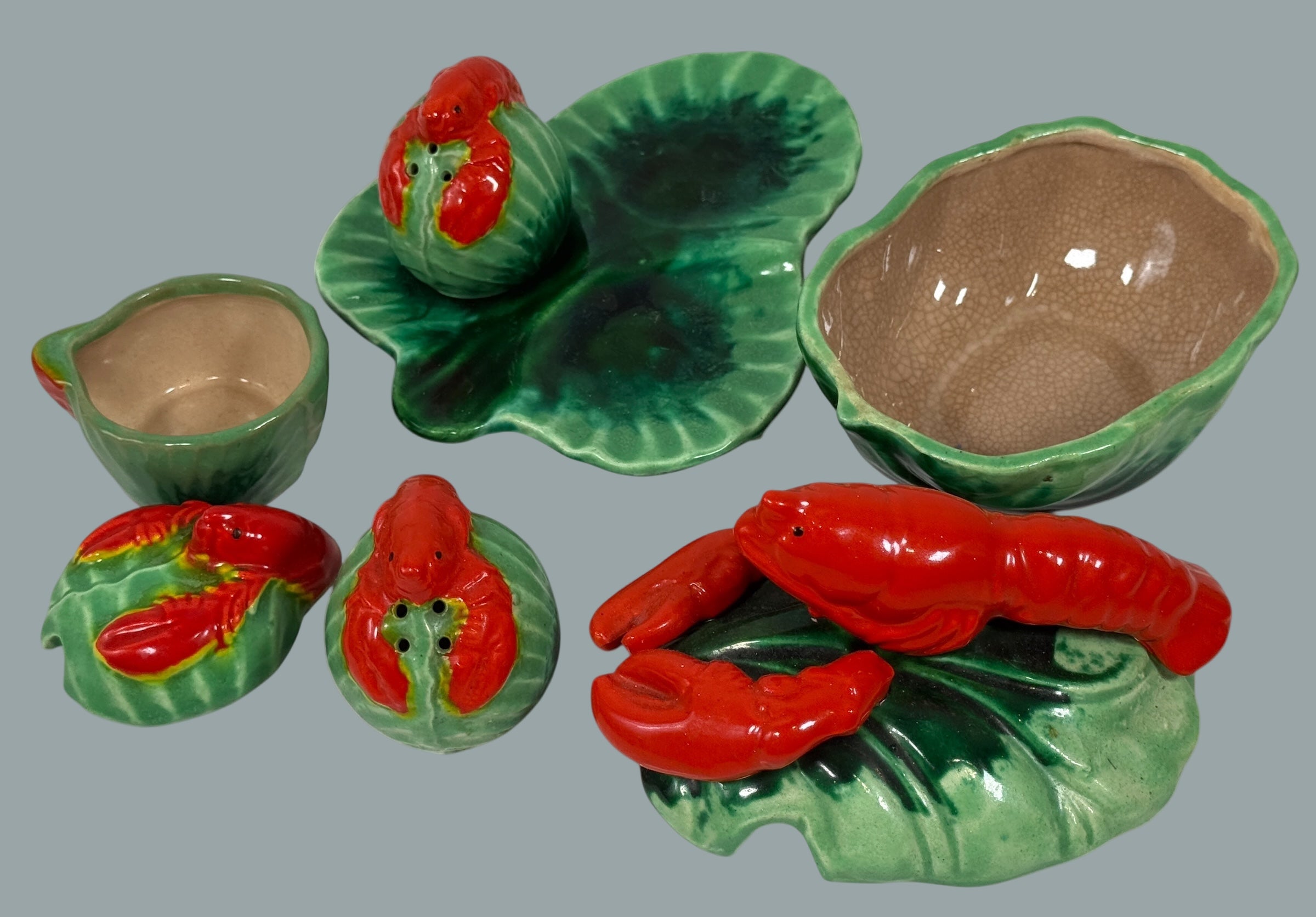 Vintage Hand-Painted Lobster Ceramic Dish – Green Shell Base & Red Lobster Relief (Japan, c.1950s)