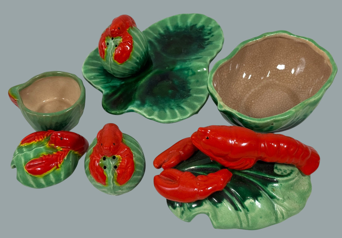Vintage Hand-Painted Lobster Ceramic Dish – Green Shell Base & Red Lobster Relief (Japan, c.1950s)