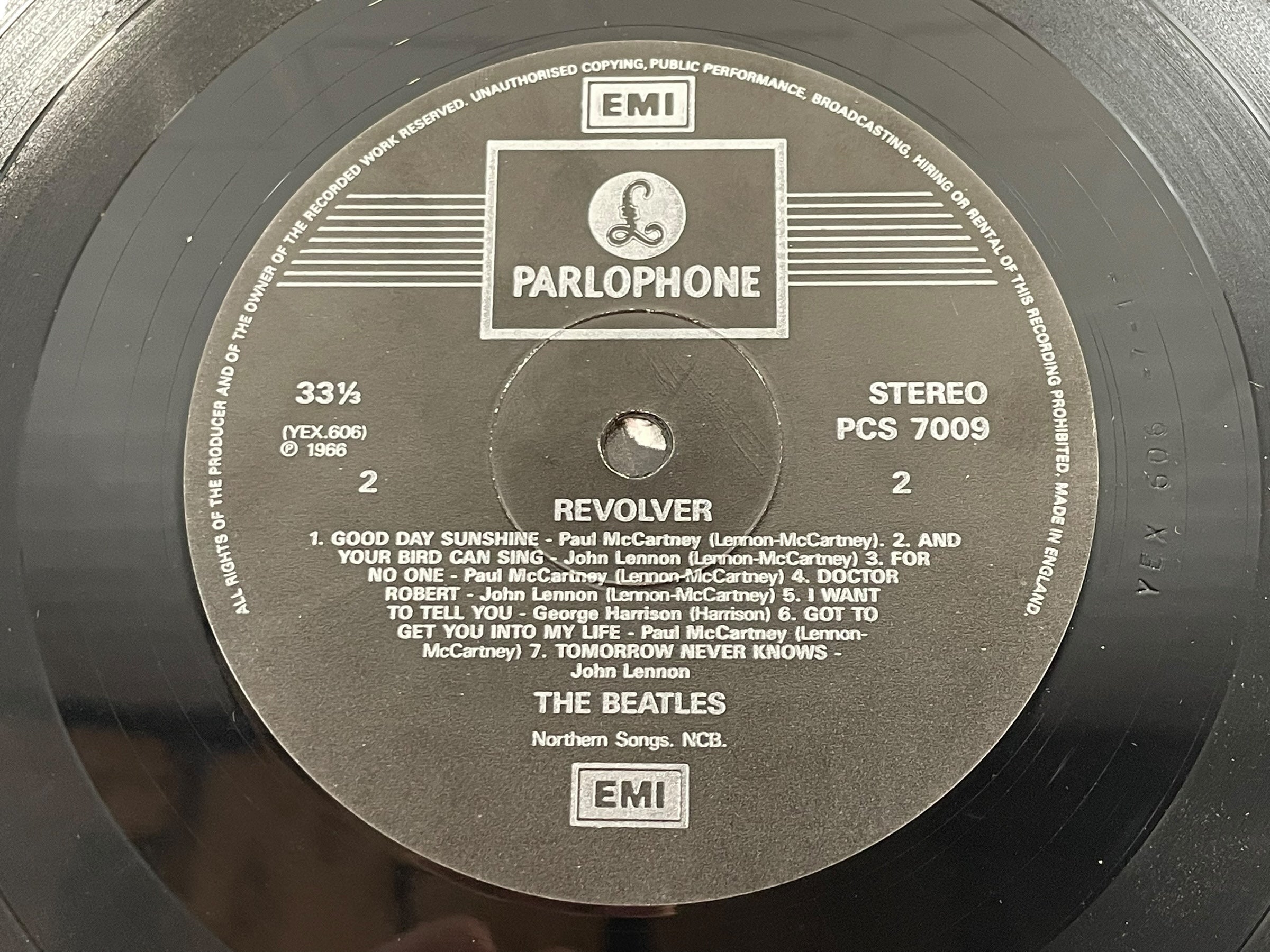The Beatles – Revolver (UK PCS 7009, F Cover/G Vinyl) Couverture endommagée, Parlophone