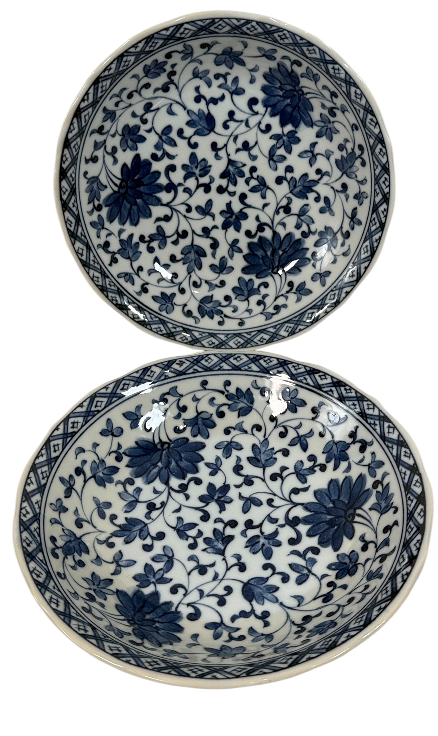 Vintage Arita Blue & White Porcelain Bowls – Floral Scalloped Pair