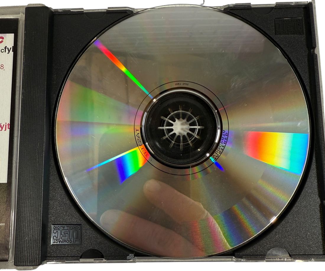 CD électronique expérimental britannique de 1999, extrait de « God Complicated ». Extrêmement rare.