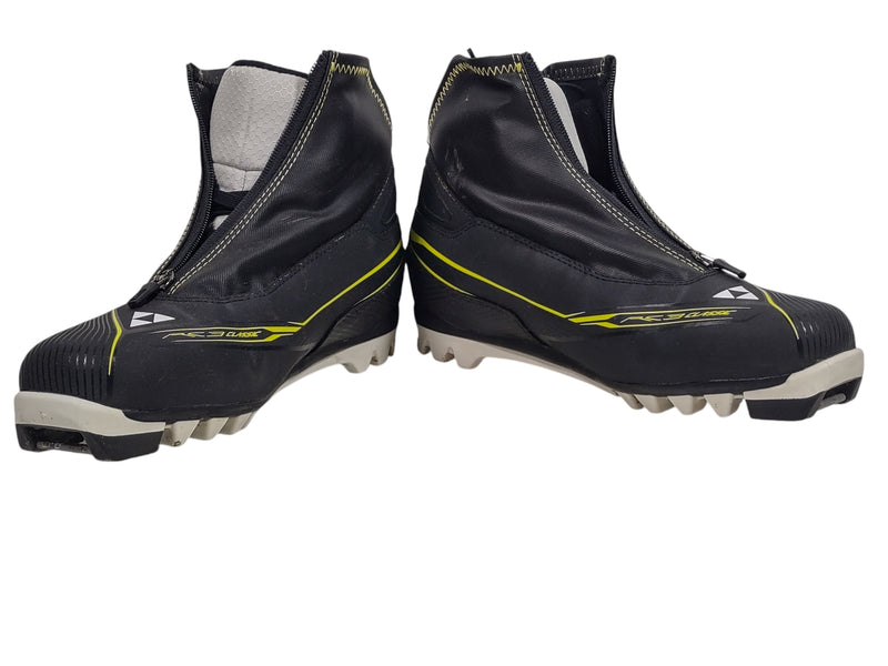 Chaussures de ski de fond classiques Fischer RC3 Classic, taille 42 EURO- 8,5 US