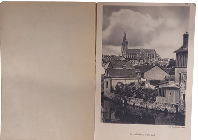 La Cathédrale de Chartres - France - 1956-