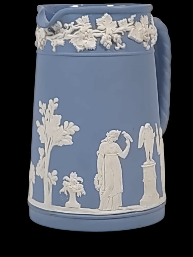 Pichet antique en jaspe Wedgwood bleu clair de la première marque