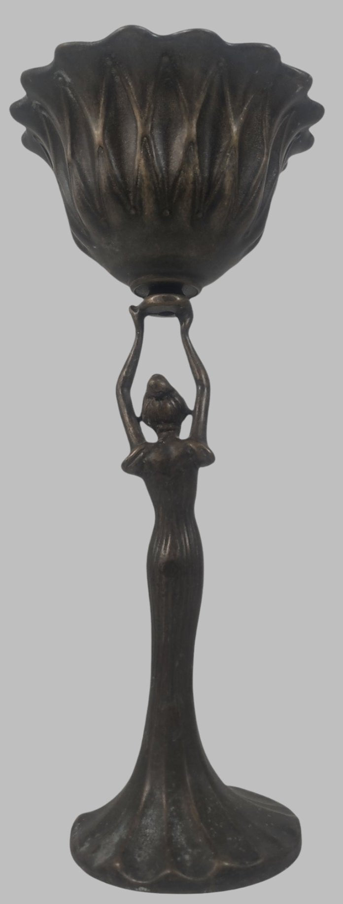 Figurine en bronze de style italien Art déco des années 1980