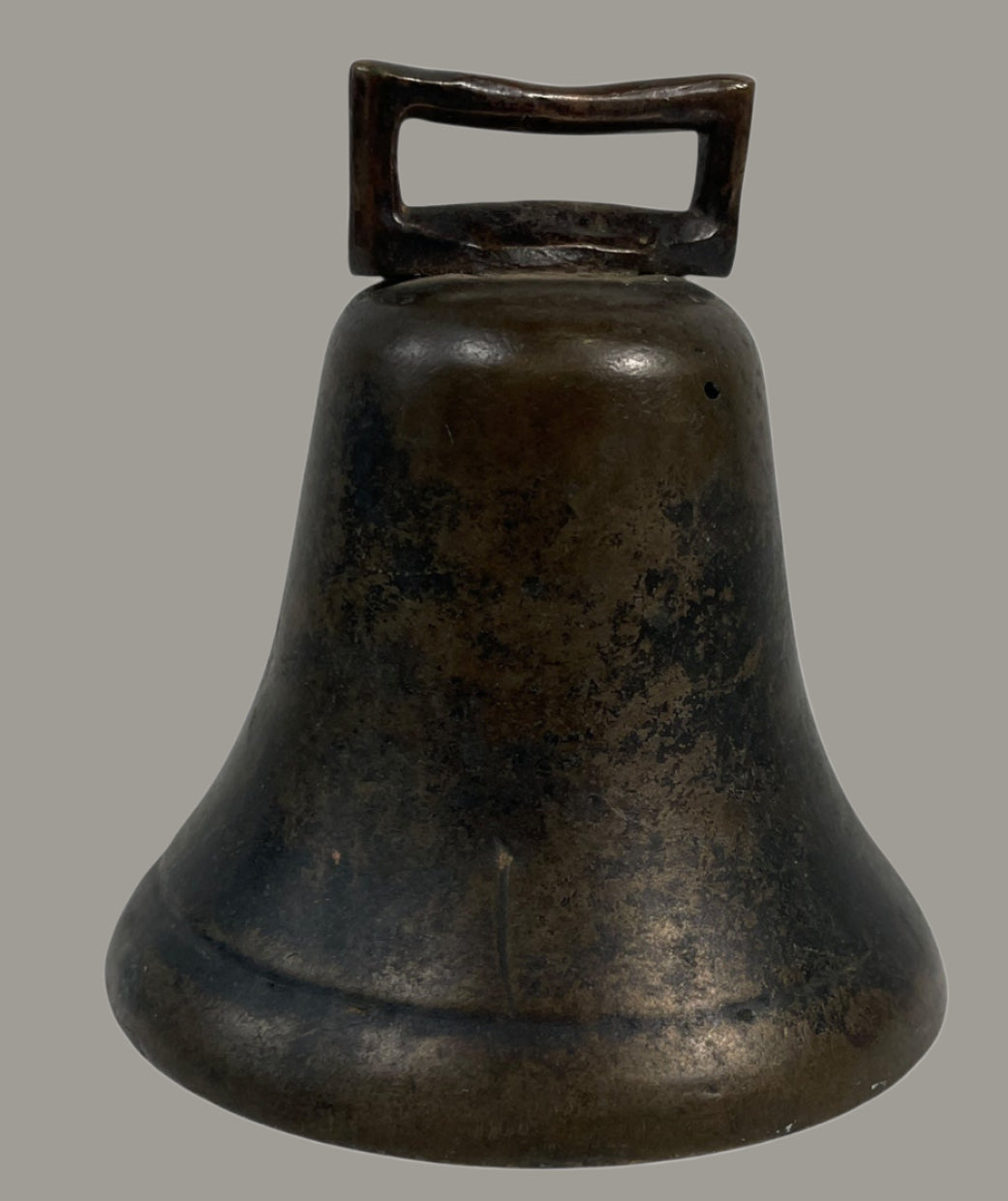 Rustic_Brass Farm_Bell_