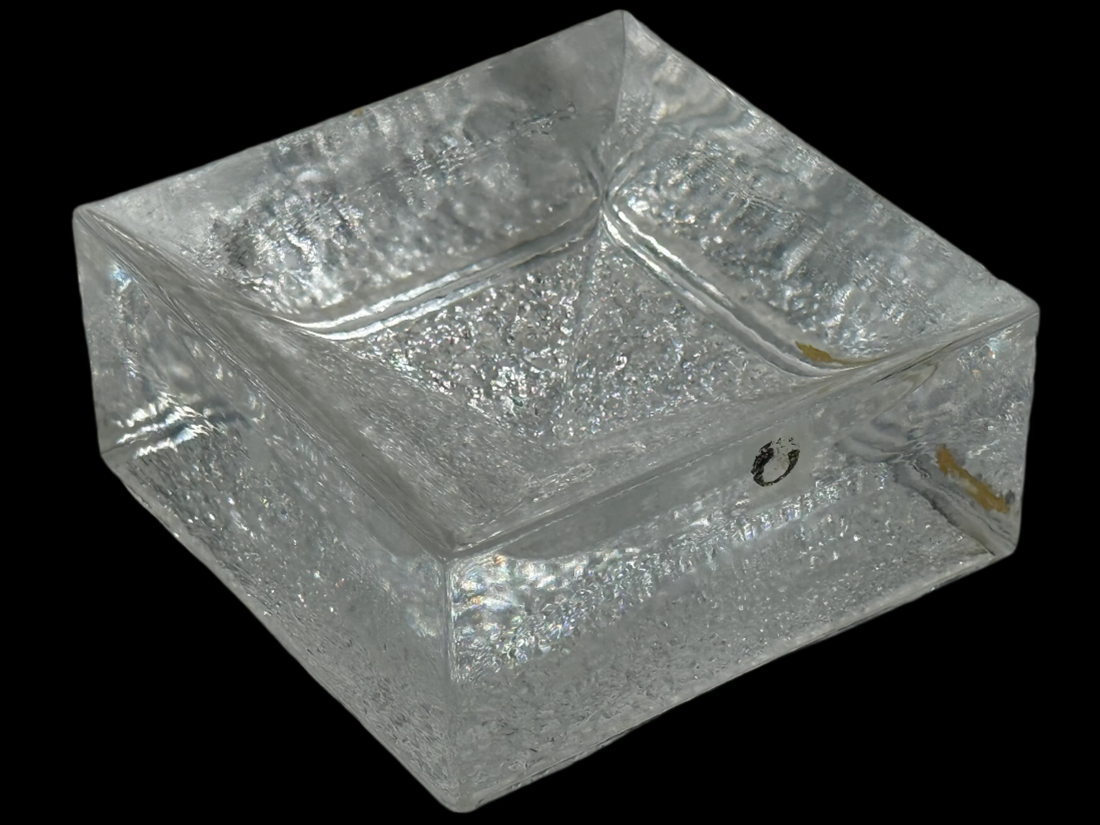 Sweden_Ashtray_Collectible