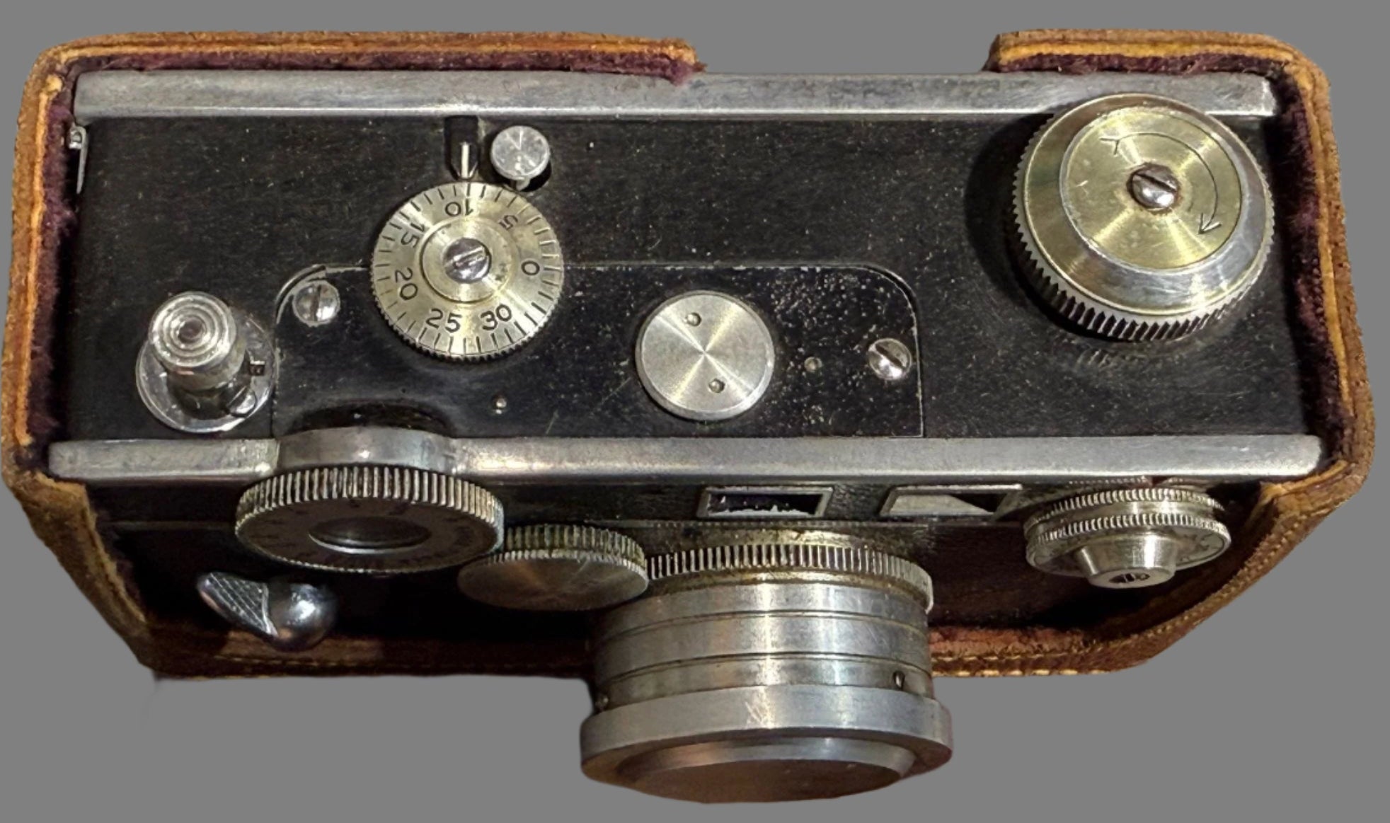 Argus C3 35mm Rangefinder Camera w/ Cintar 50mm f/3.5 Lens + Case – Very Good Condition