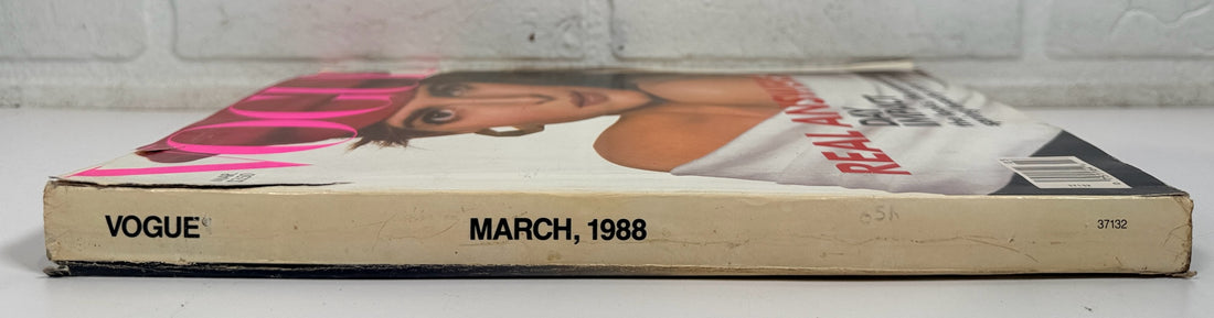 Vintage Vogue March 1988 featuring Stephanie Seymour photographed by Richard Avedon. Collectible 1980s fashion magazine with iconic designer editorials.