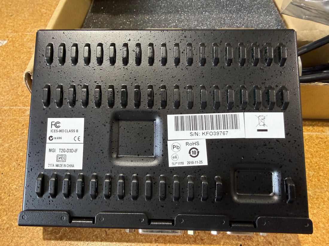 Matrox T2G-D3D-IF TripleHead2Go Digital Edition DVI VGA Multi Display Adapter