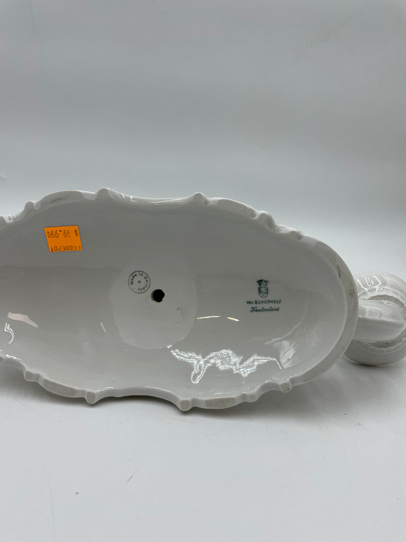 Bougeoir en porcelaine à deux bras par von Schierholz