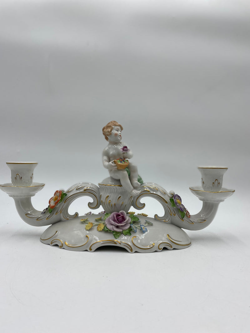 Bougeoir en porcelaine à deux bras par von Schierholz